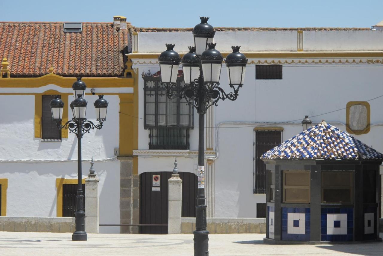 La Posada Medina de las Torres Екстер'єр фото